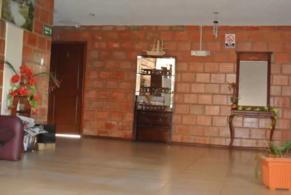 Affittacamere Hostal El Monje Tucan Quito