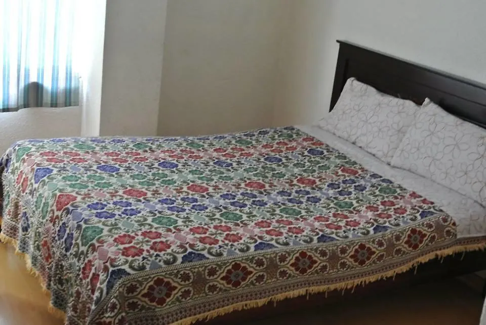 Hostal El Monje Tucan Quito