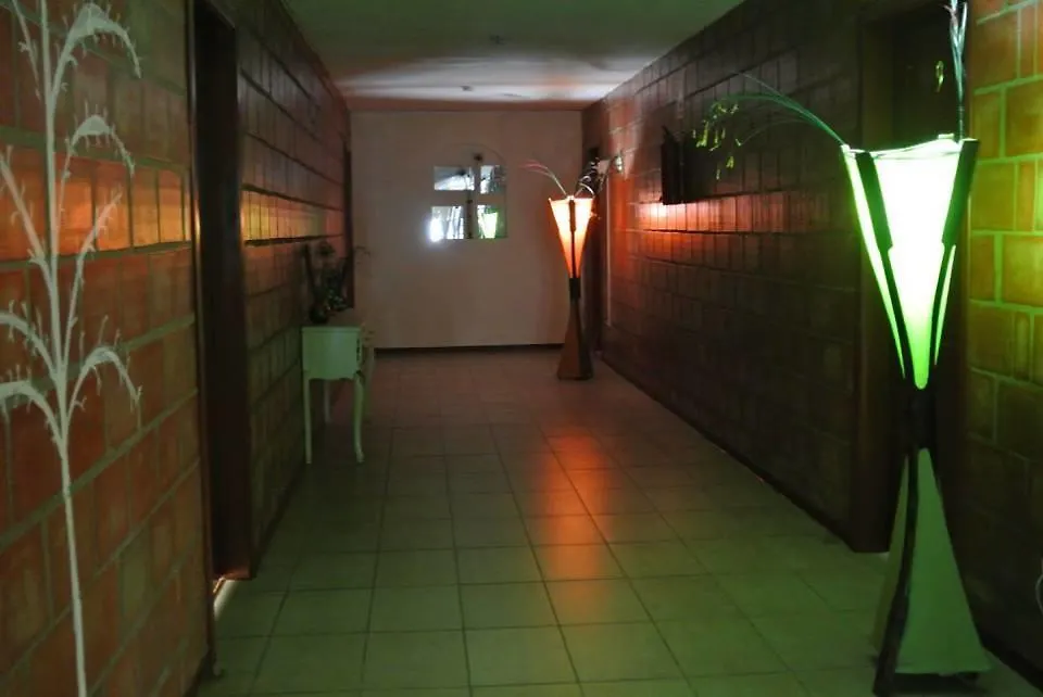 Hostal El Monje Tucan Quito